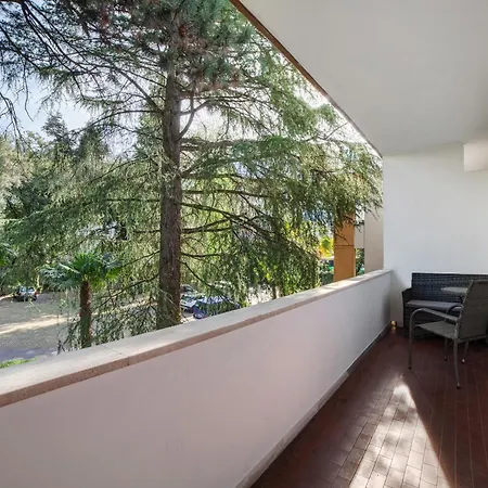 Modern Park * Μεράνο