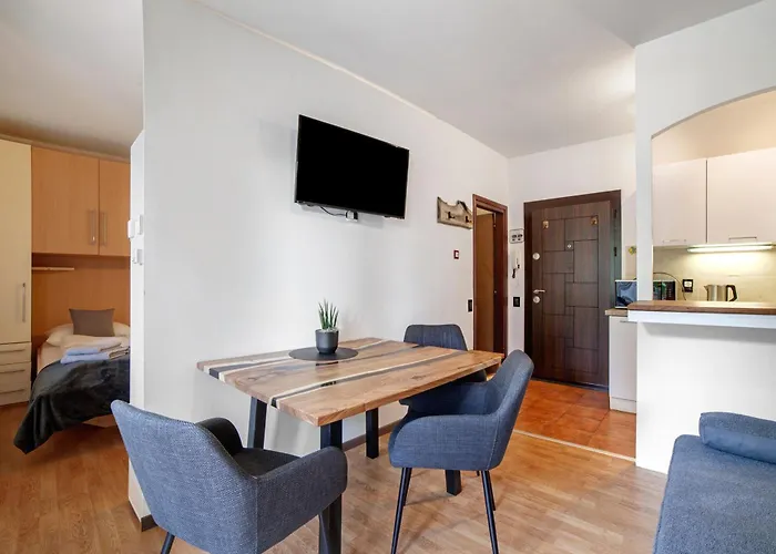 Modern Park Apartment